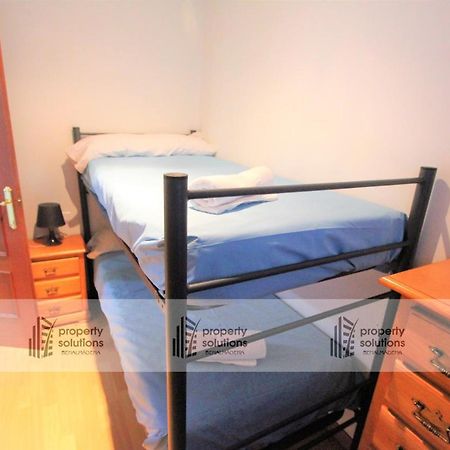 La Carihuela - Apartamento De 3 Dormitorios -A 300Mtrs De La Playa Torremolinos Kültér fotó