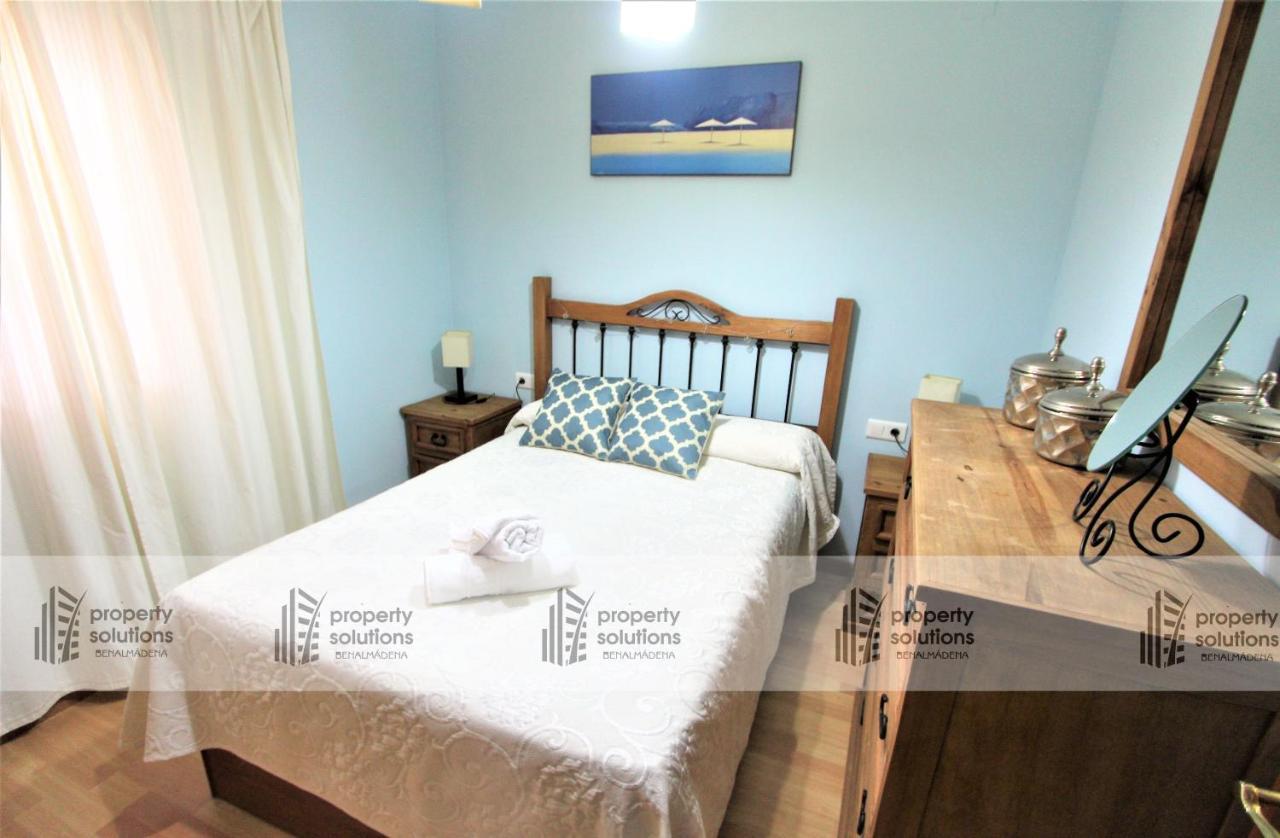 La Carihuela - Apartamento De 3 Dormitorios -A 300Mtrs De La Playa Torremolinos Kültér fotó